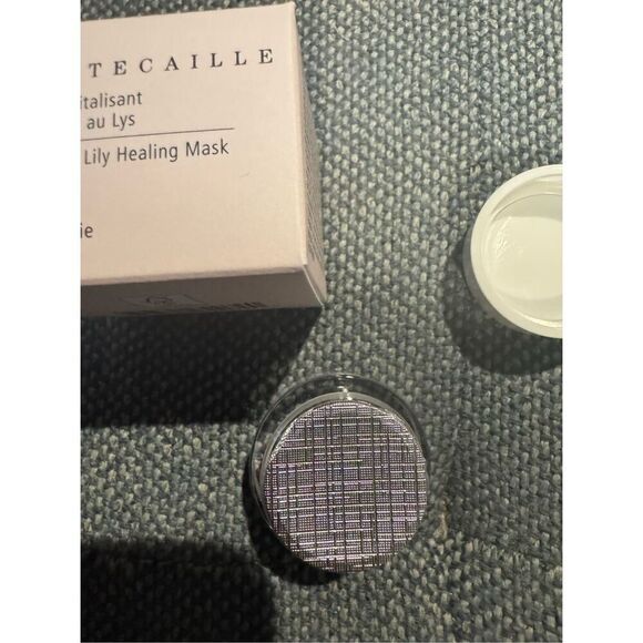 Chantecaille Jasmine and lily healing mask travel mini size 5 ml .17 oz new in b - Picture 3 of 3